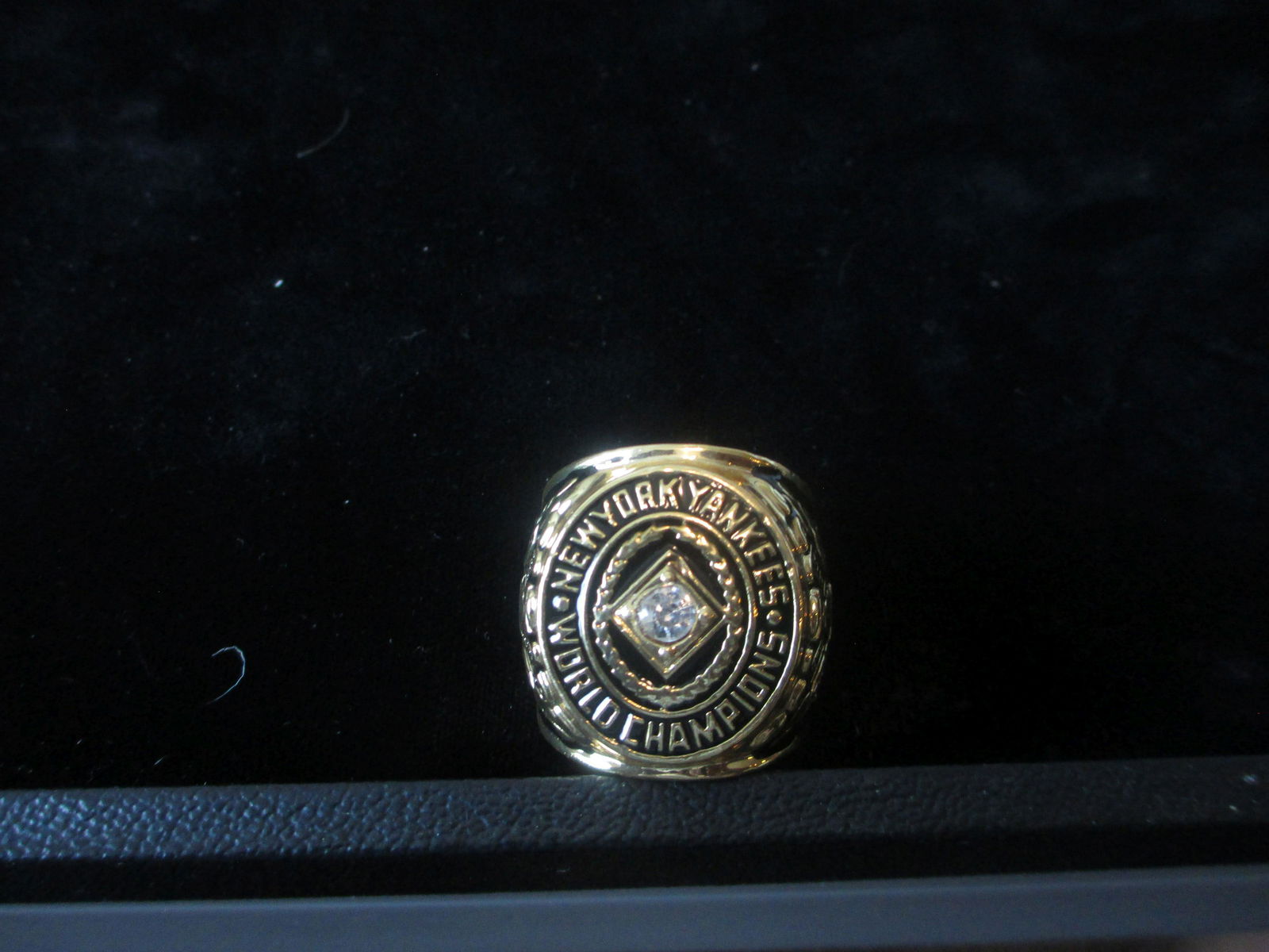 new york yankees championship ring novelty (1 of 1)