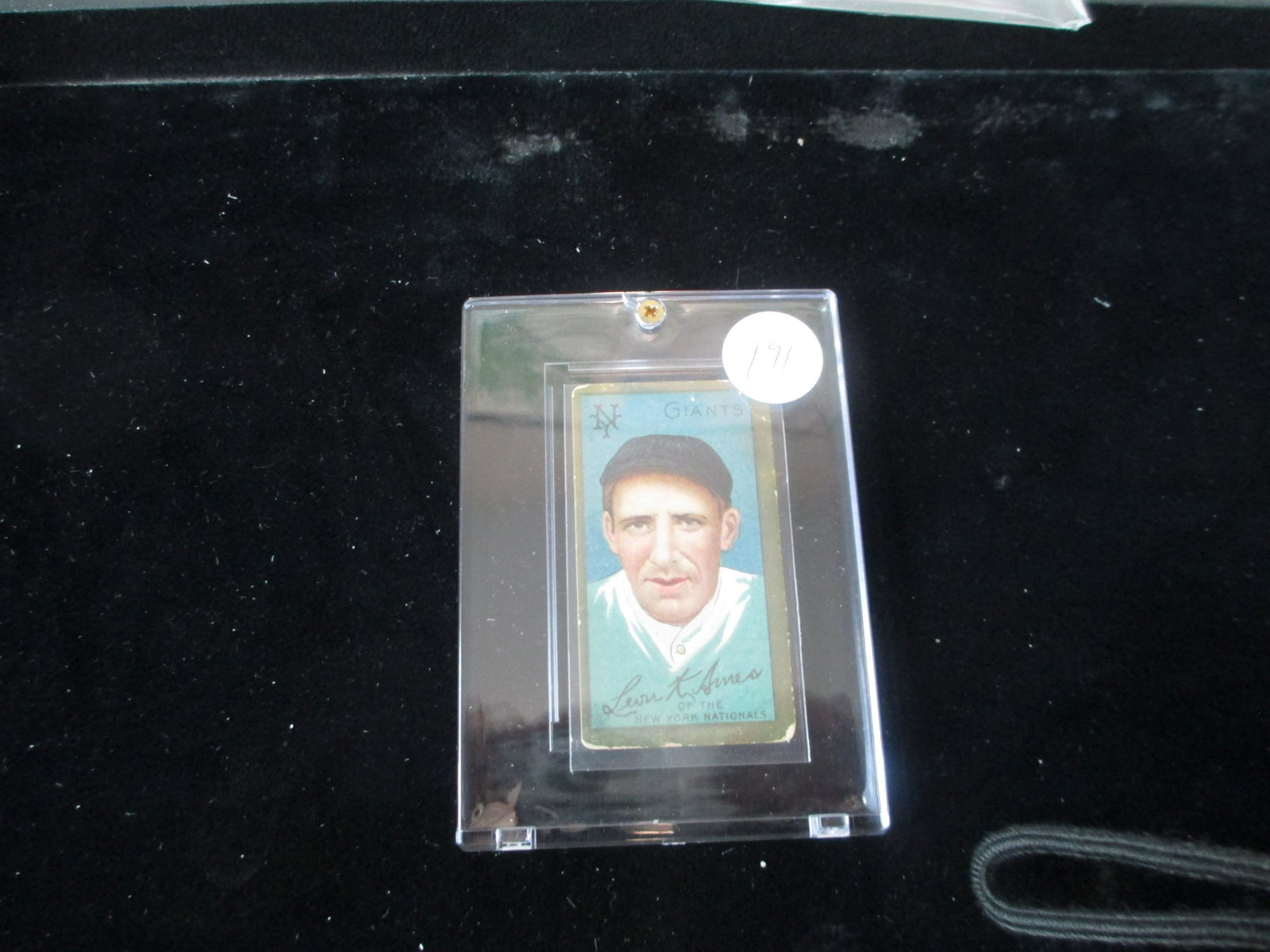 t-205 leon ames vintage card: in hard plastic screwdown holder