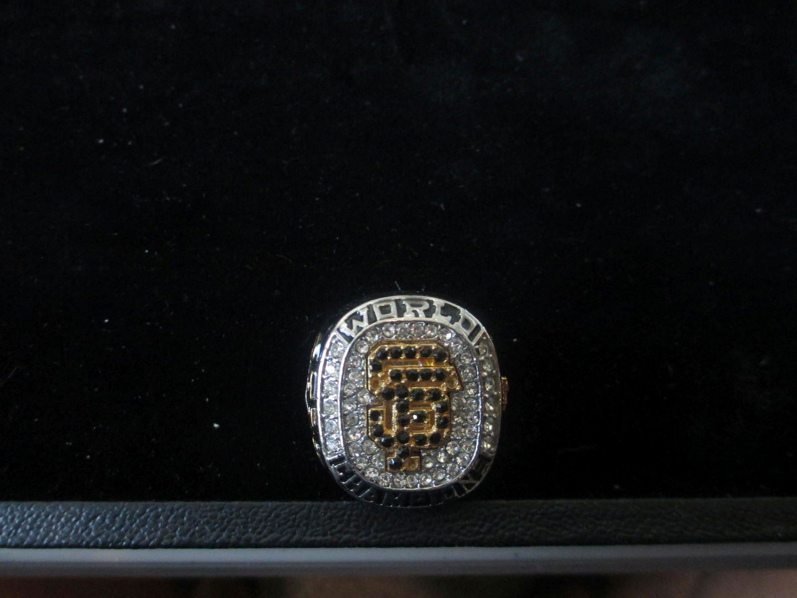 new york giants world championship novelty ring (1 of 1)