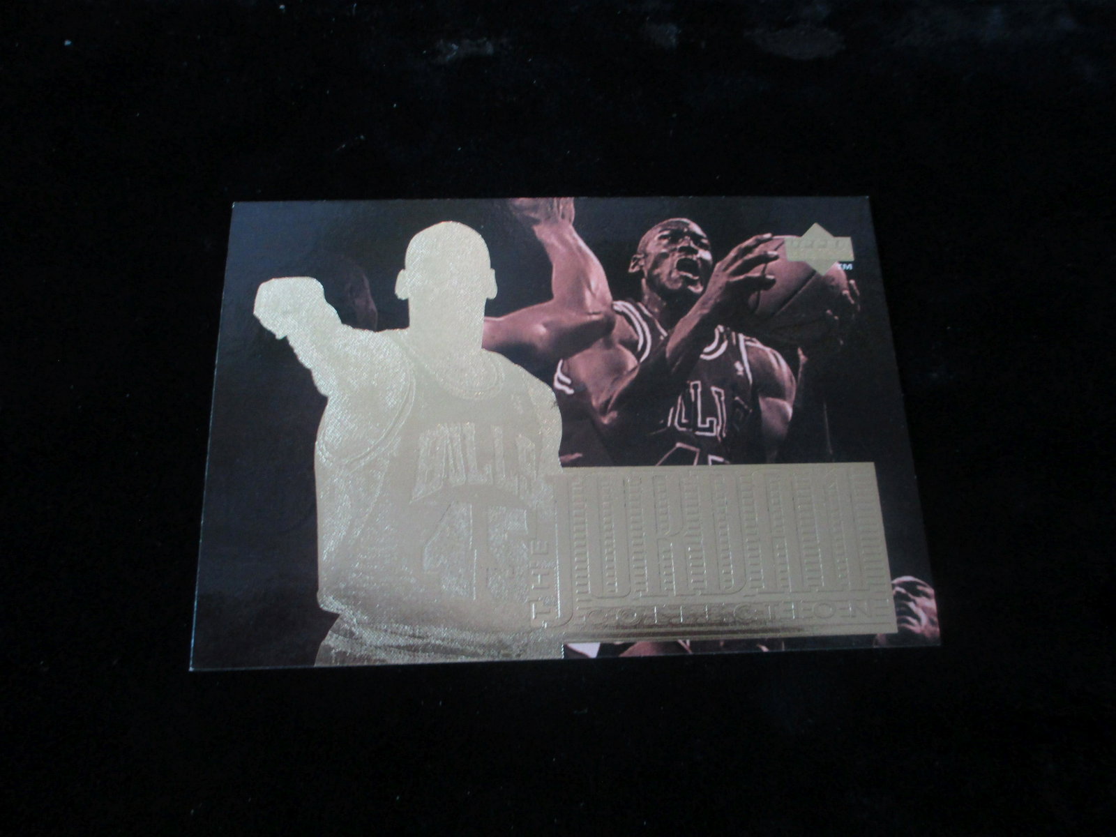 large michael jordan card: 24 3 1/2'' 5''