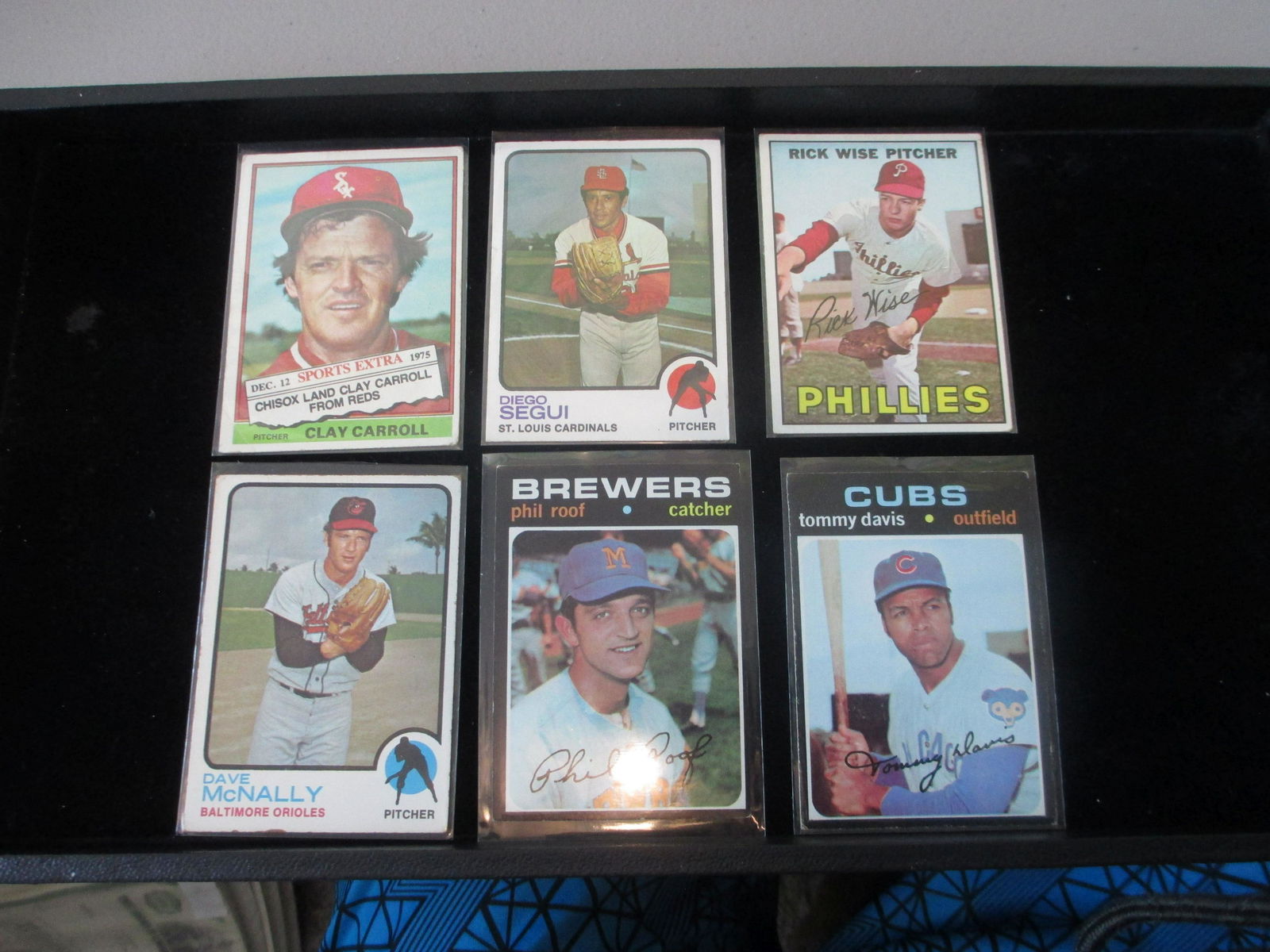 lot of 6 vintage baseball cards (1 of 1)