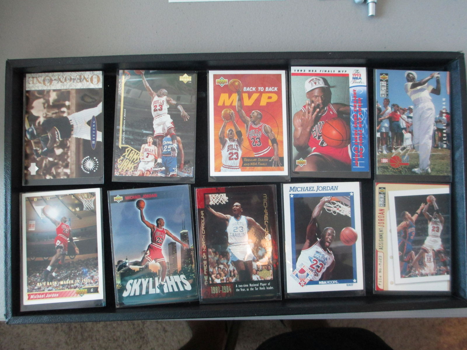 lot of 10 michael jordan cards (1 of 1)