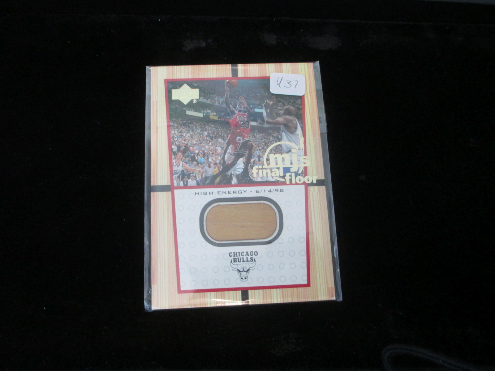 michael jordan large game used floor card (1 of 1)