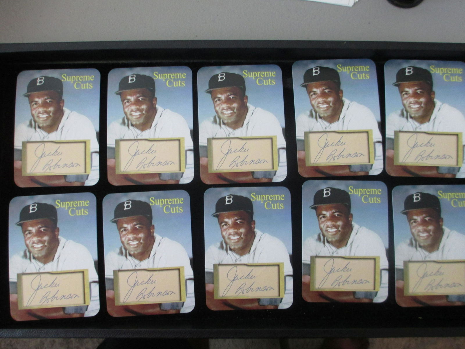 lot of 10 fascimile auto jackie robinson cards (1 of 1)