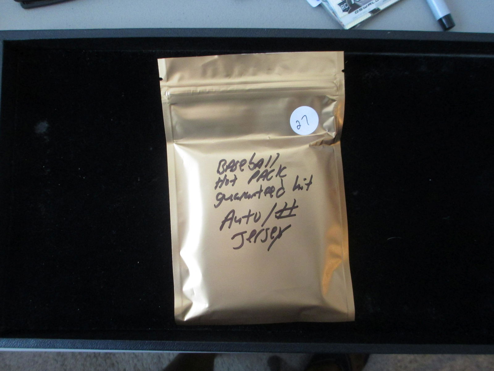 baseball hot pack guaranteed auto/jersey or #'d card (1 of 1)