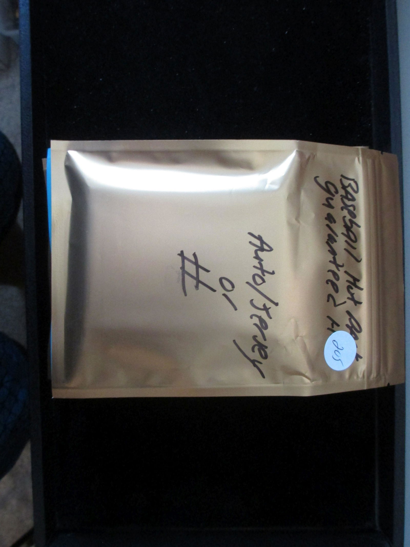 baseball hot pack guaranteed hit auto/#/jersey (1 of 1)