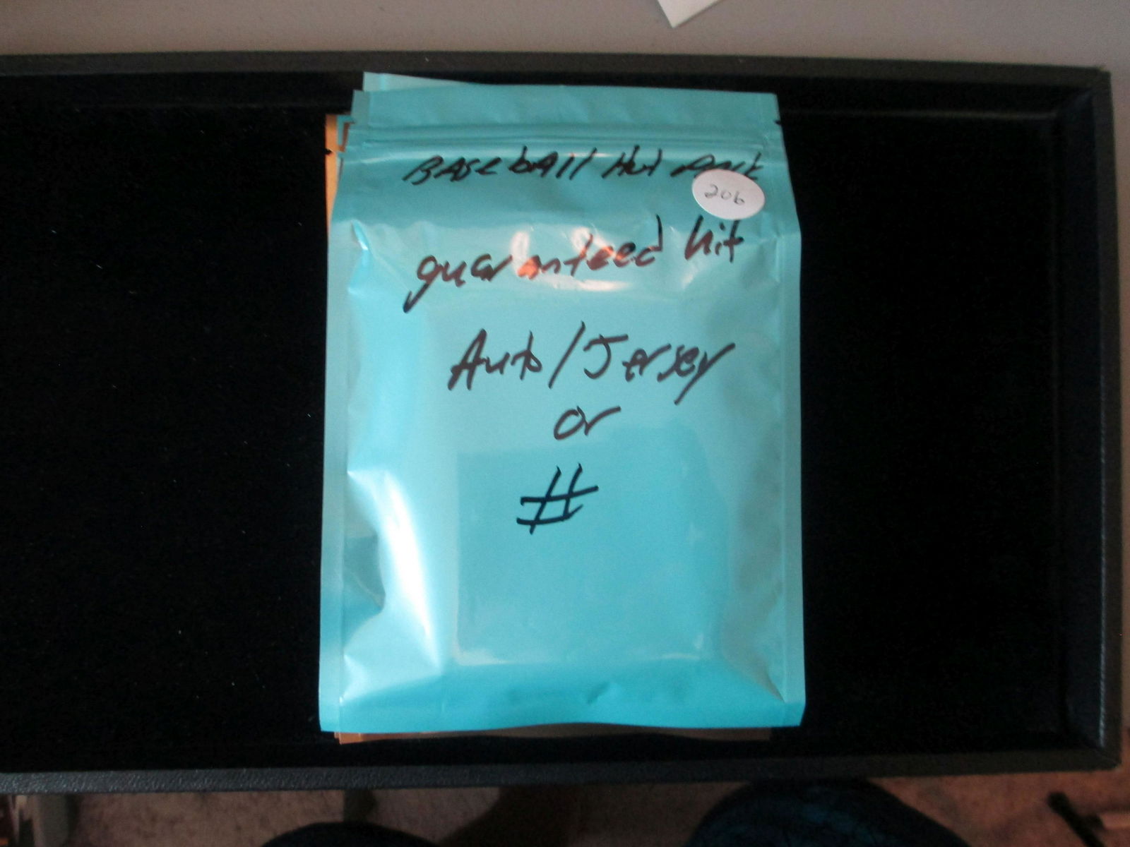 baseball hot pack guaranteed hit auto/#/jersey (1 of 1)