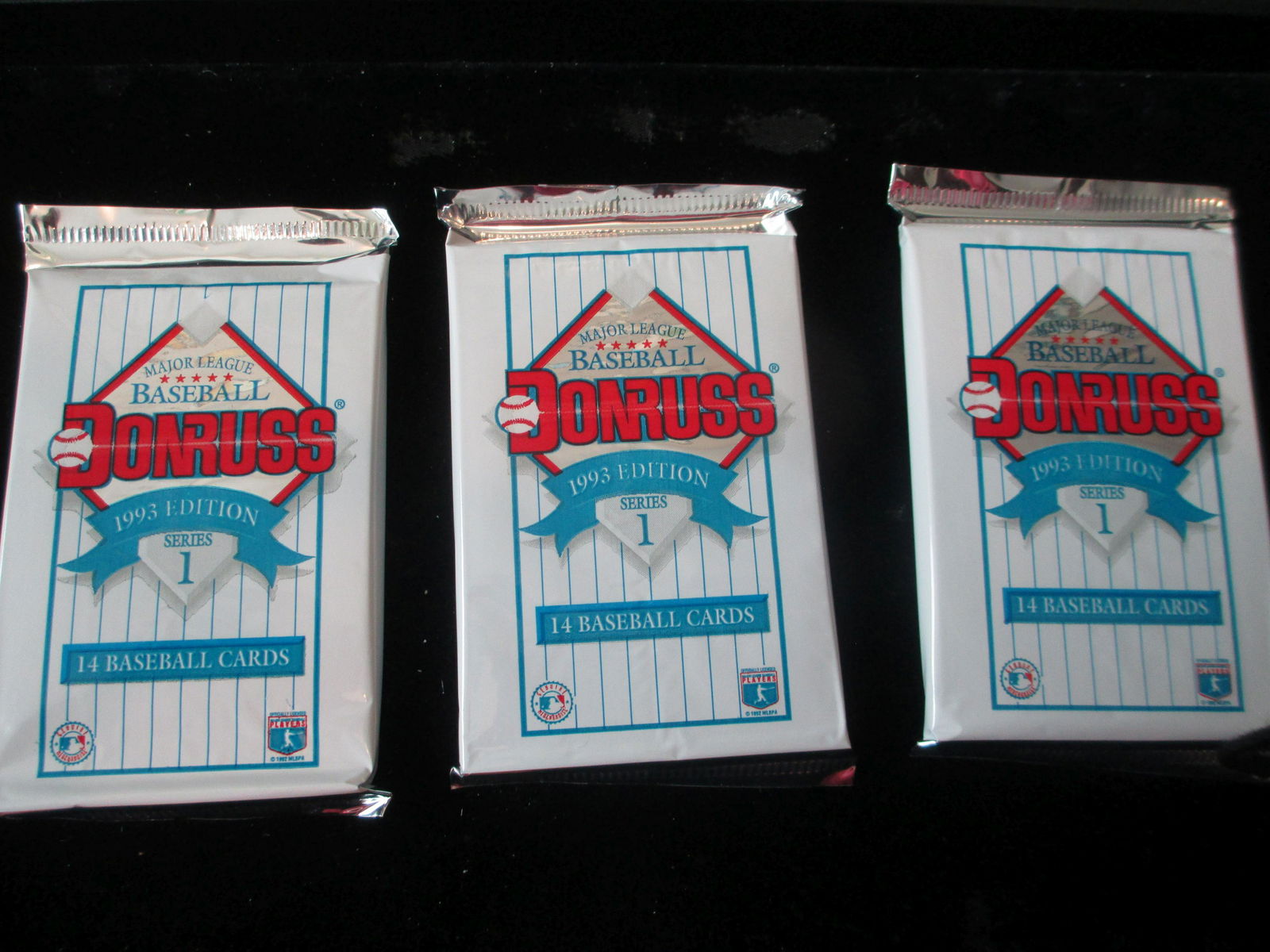 lot of 3 donruss unopened packs of baseball (1 of 1)
