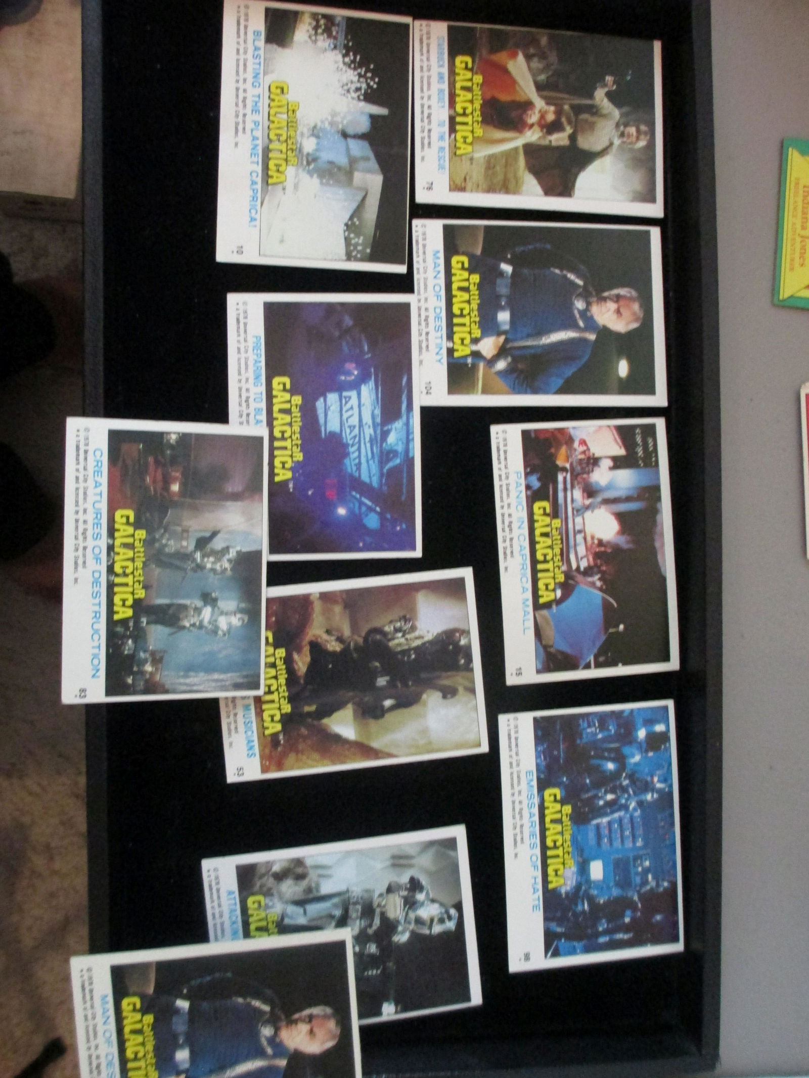 lot of 10 battlestar galactica cards (1 of 1)