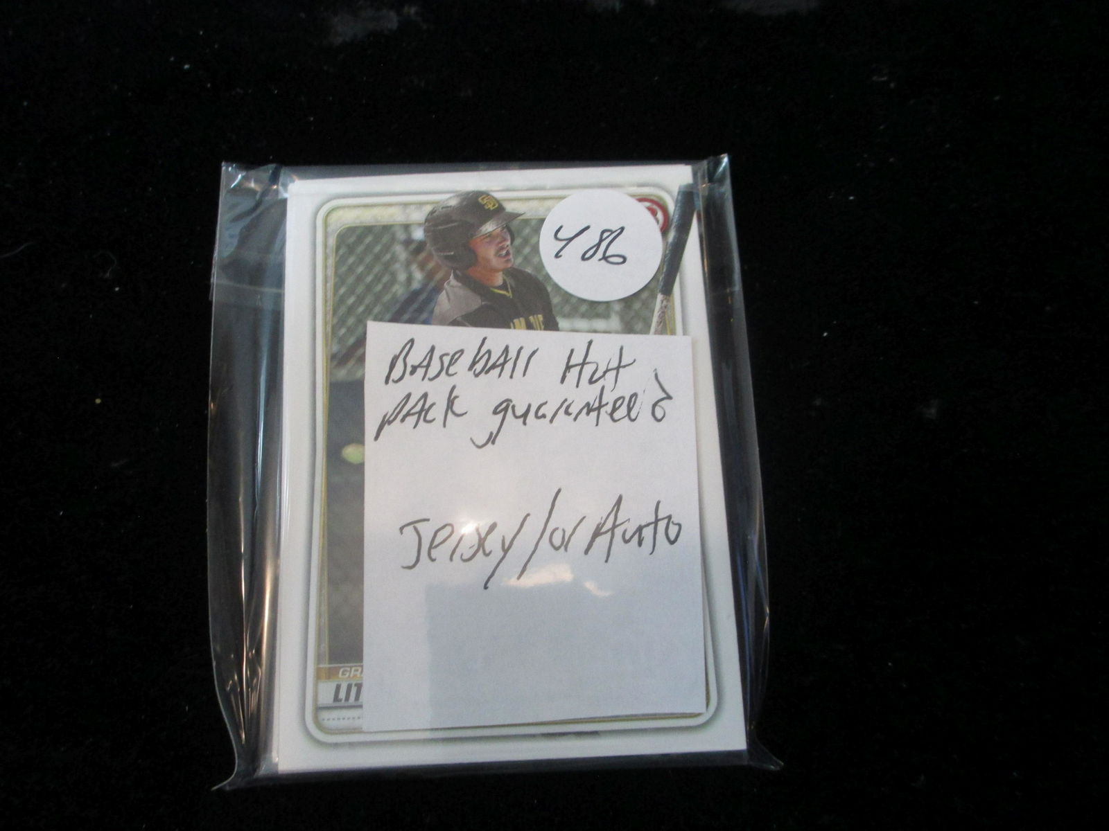 baseball hot pack guaranteed hit auto or jersey (1 of 1)