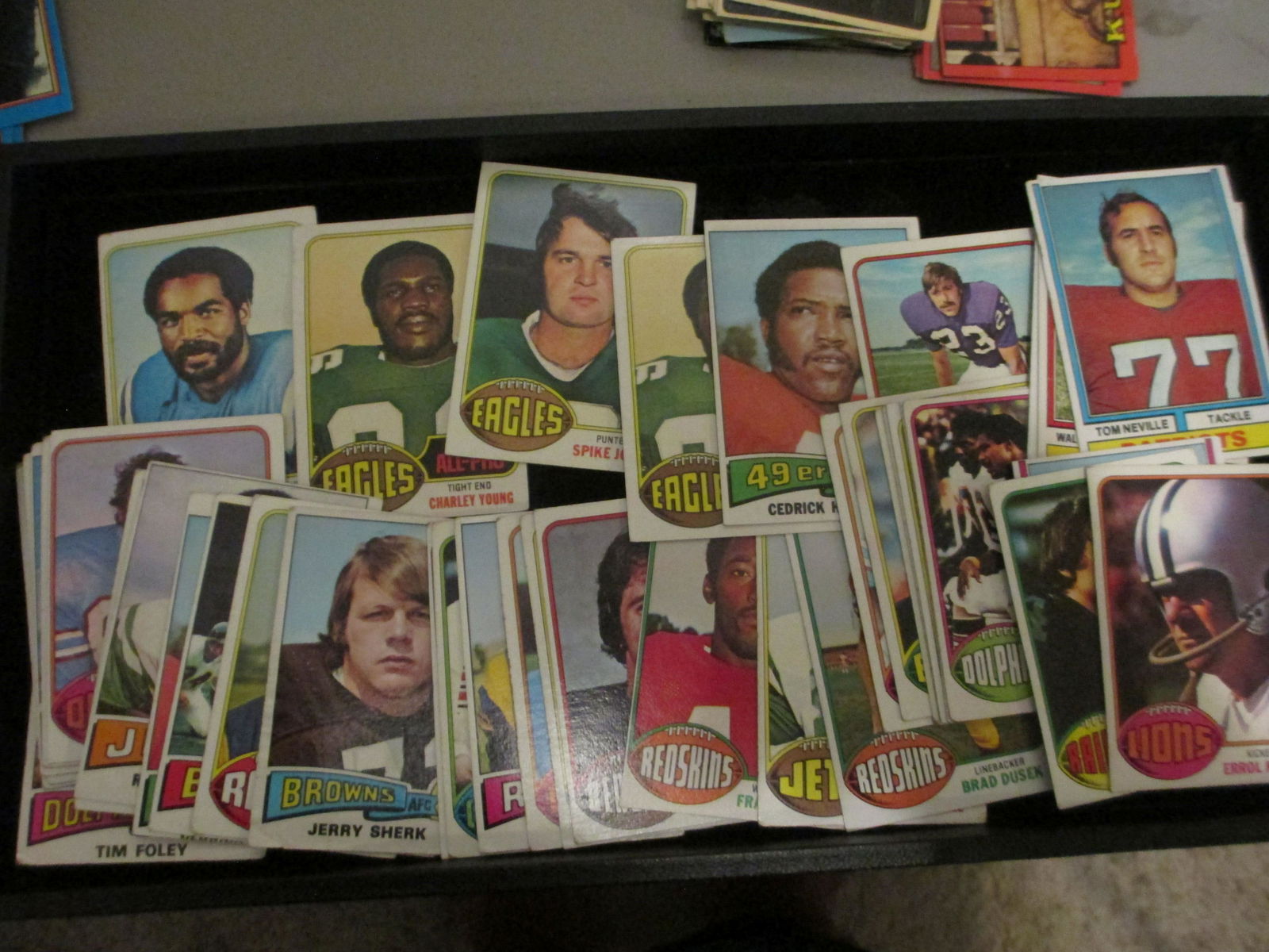 lot of 40 vintage football cards (1 of 1)