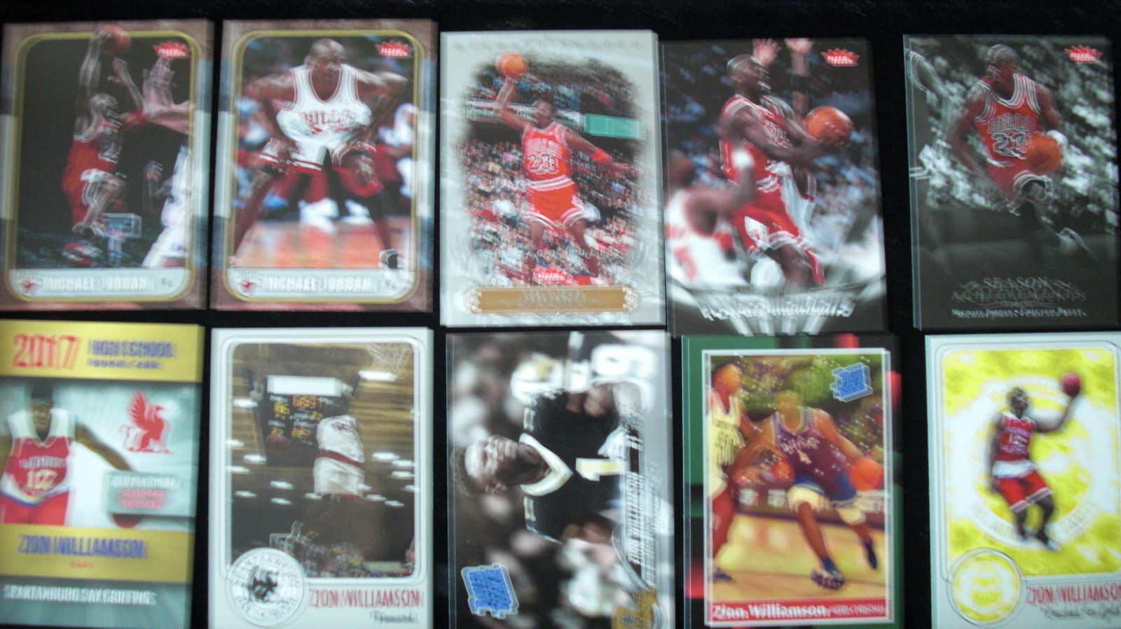 lot of 5 michael jordan and 5 zion williamson cards (1 of 1)