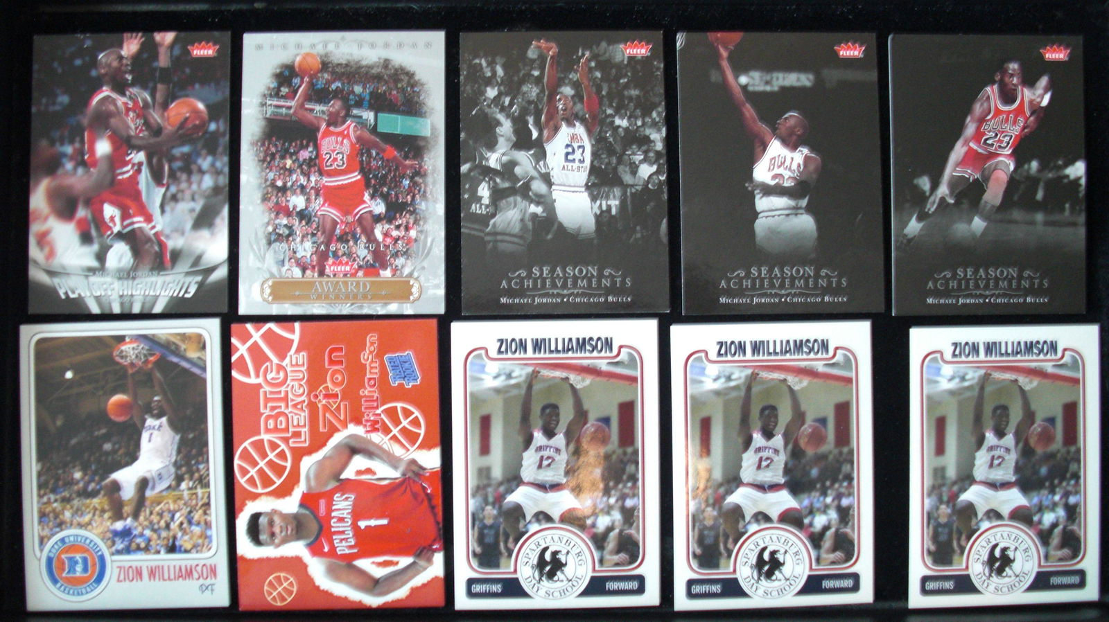 lot of 5 michael jordan and 5 zion williamson cards (1 of 1)