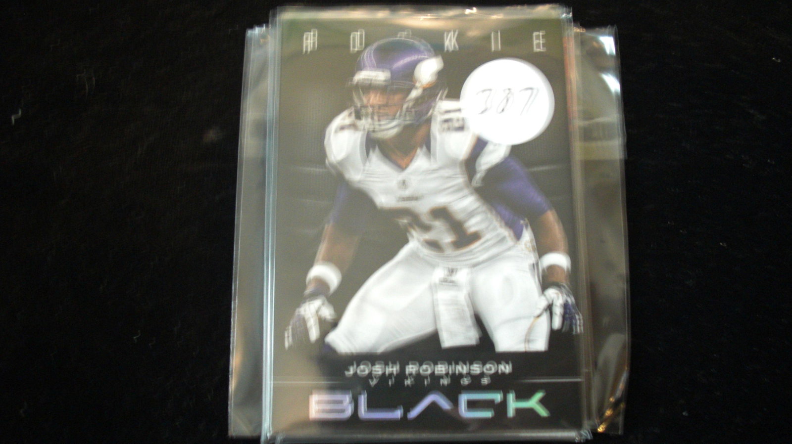 josh robinson black card rookie #232/349: vikings