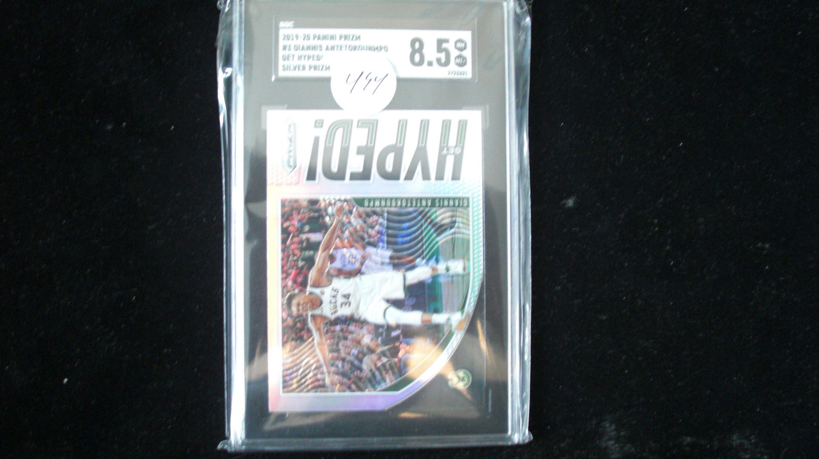 sgc graded giannis antetokounmpo mint 8.5 (1 of 1)