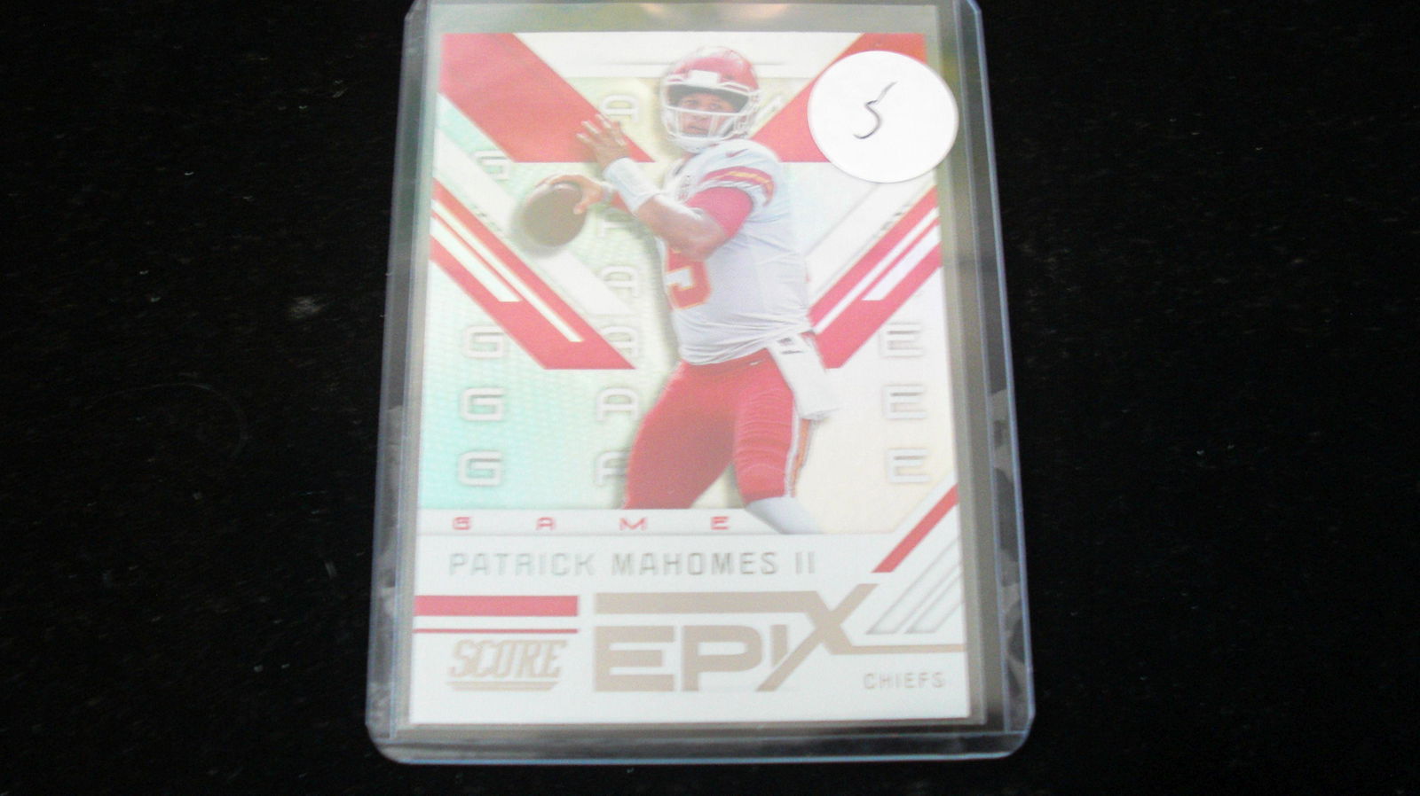 patrick mahomes no.eg-3: in top loader