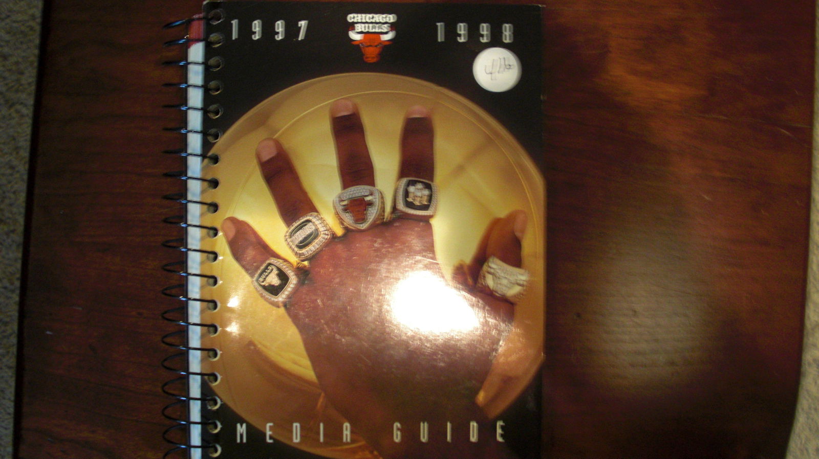 chicago bulls media guide (1 of 1)