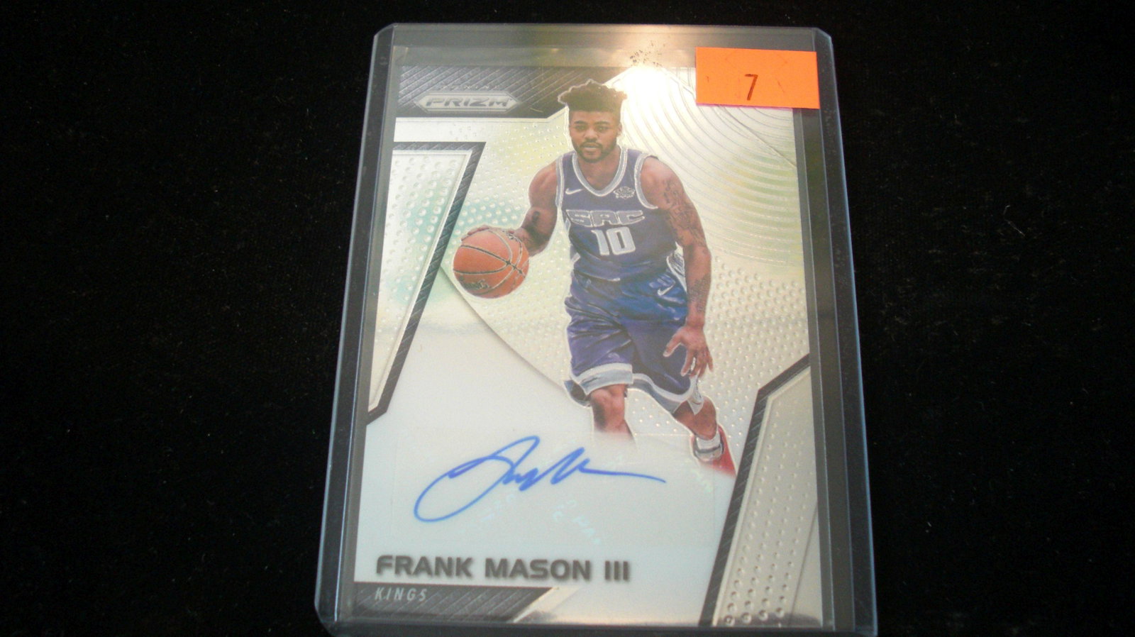 signature card frank mason III: in top loader