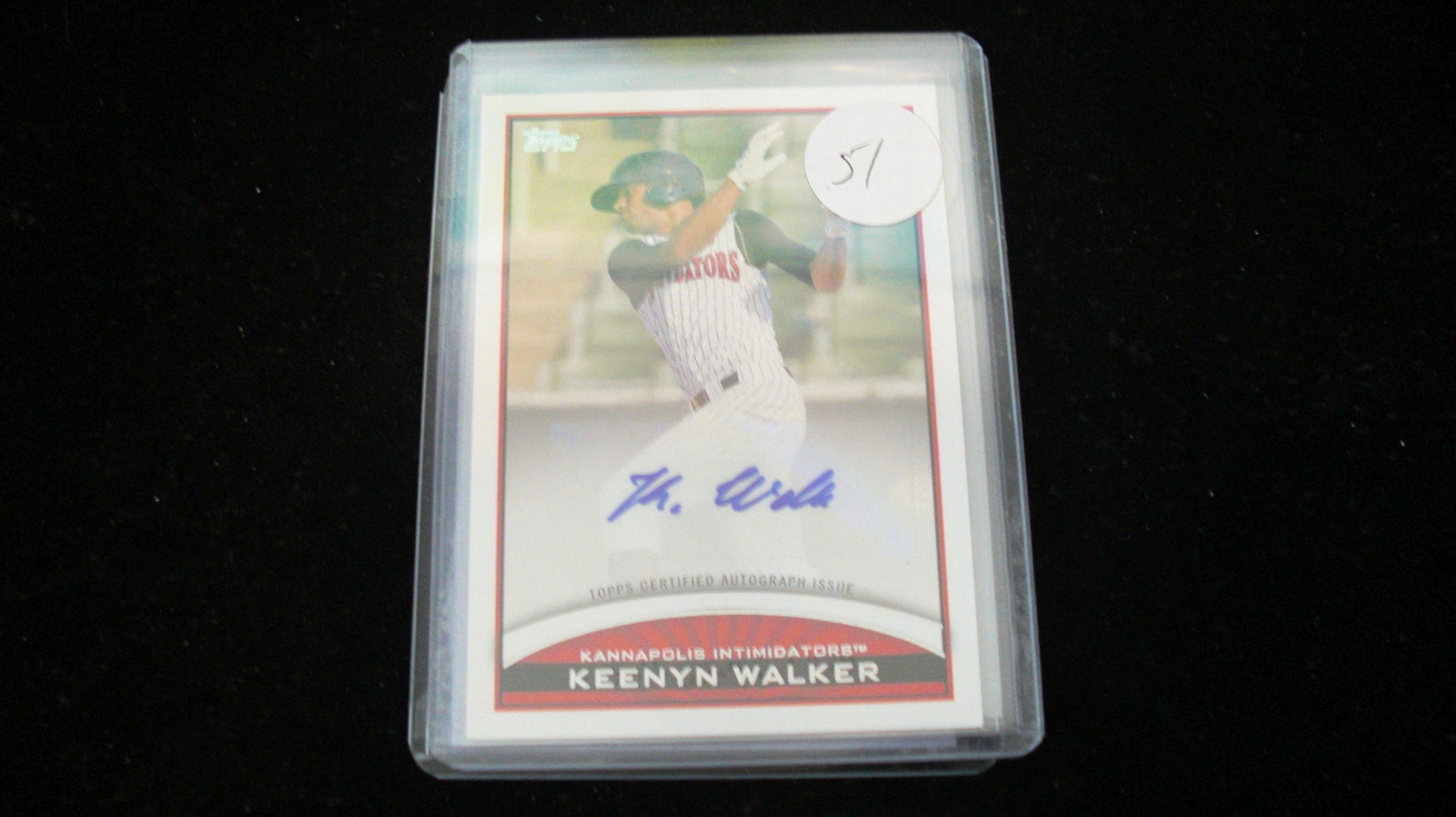 keenyn walker signature card: in top loader