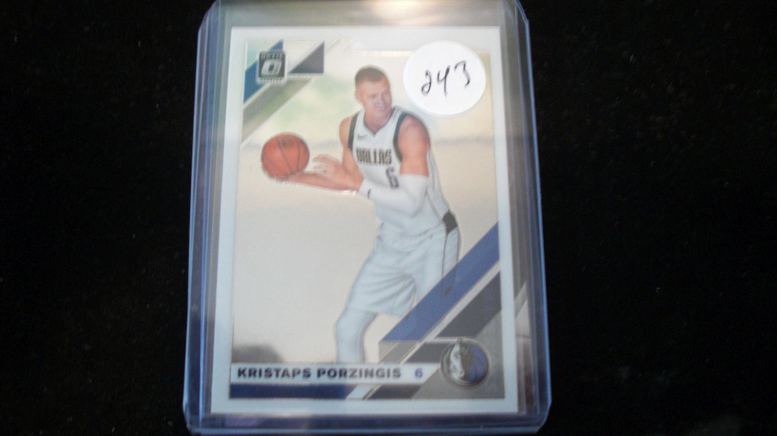 optic kristaps porzingis (1 of 1)