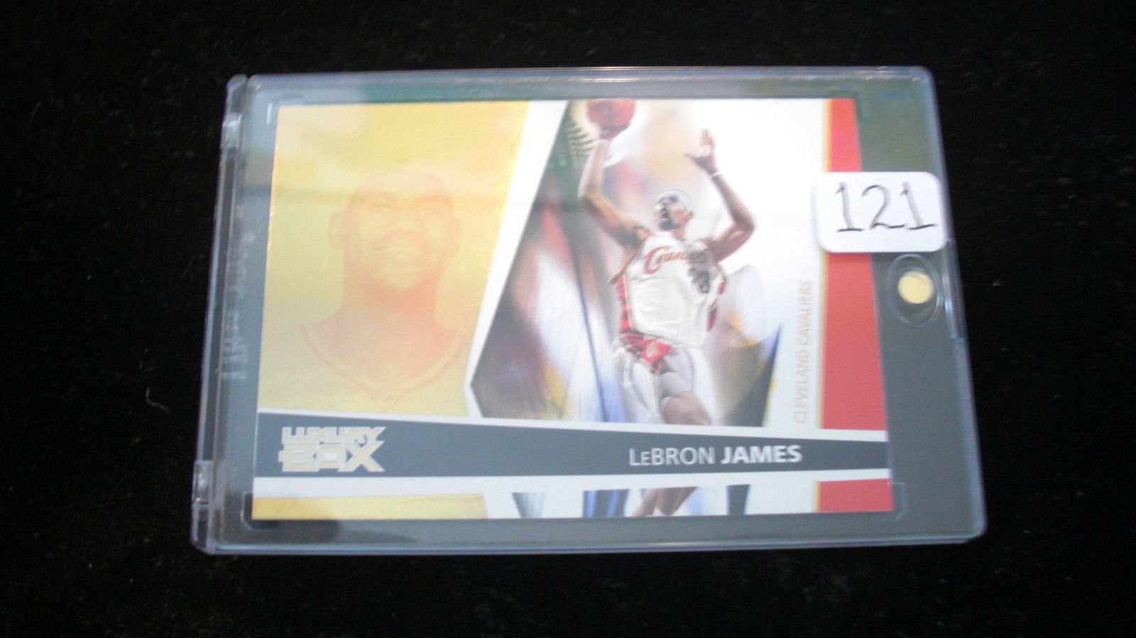 LeBron James Gold 47/200 (1 of 1)