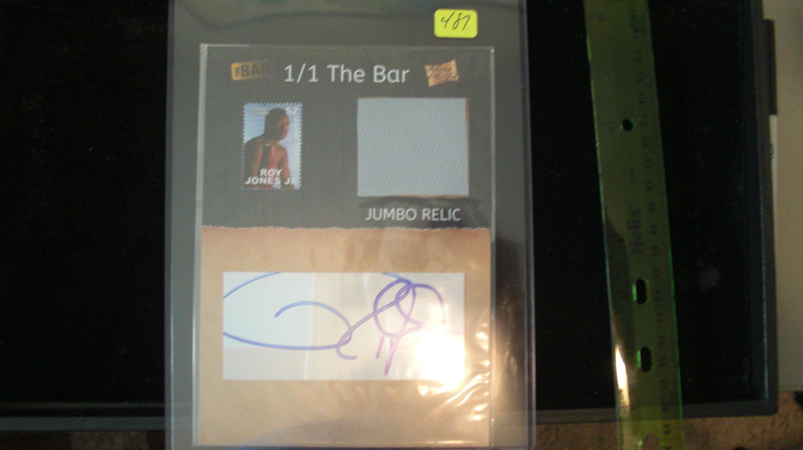 the bar 1/1 jumbo relic roy jones jr auto and fabric (1 of 1)