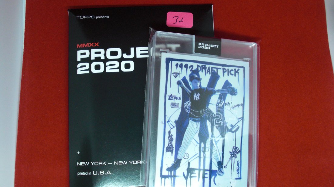 topps project 2020 derek jeter in hard plastic case (1 of 1)
