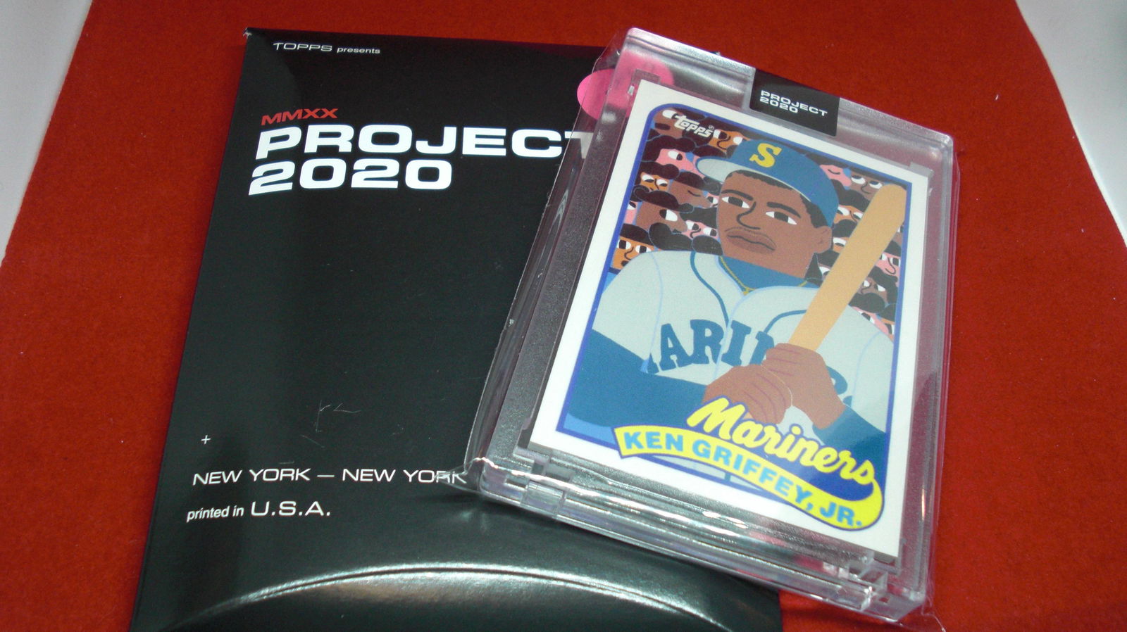 project 2020 in hard plastic case ken griffey jr (1 of 1)