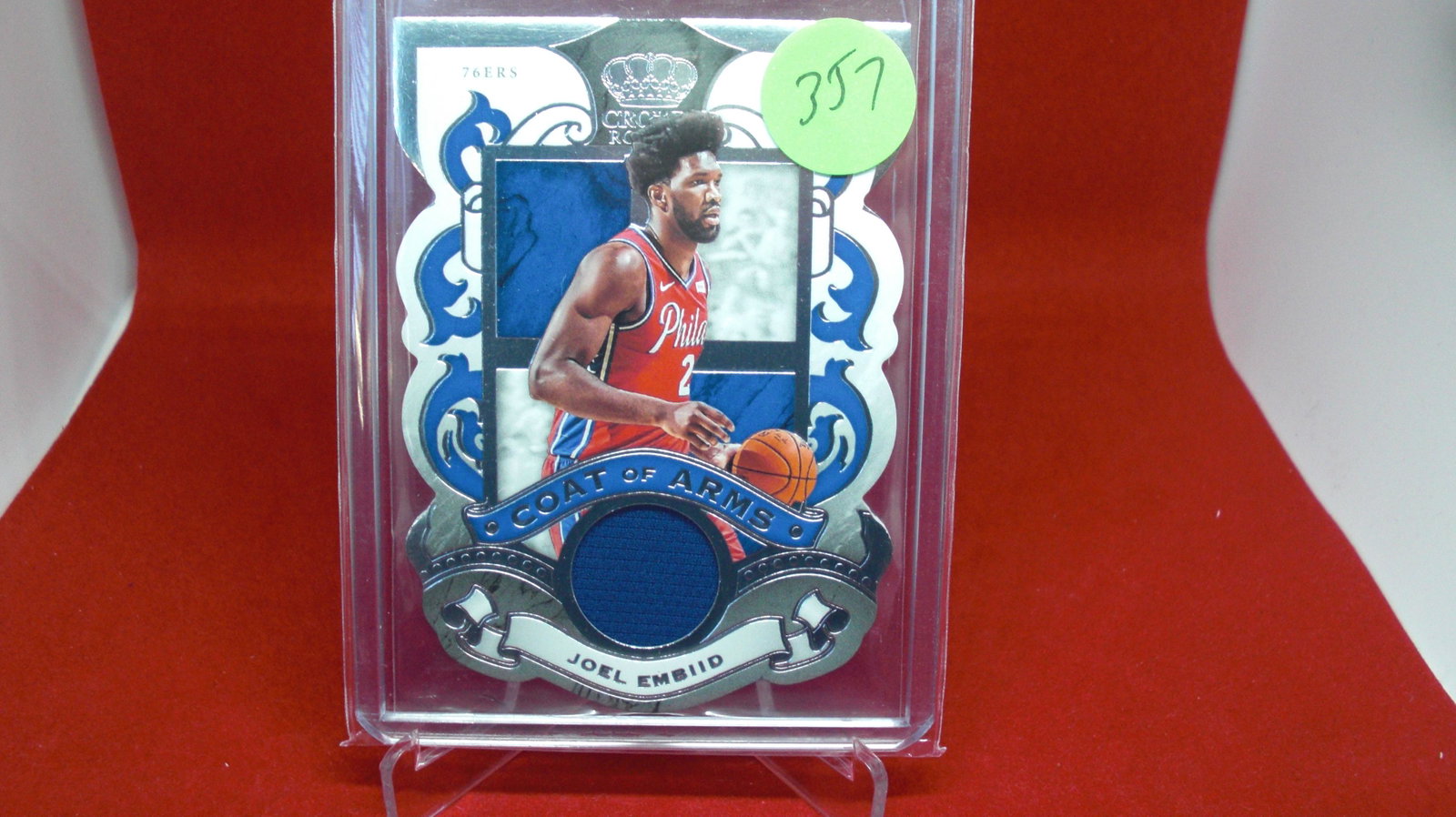 joel embiid jersey: in top loader