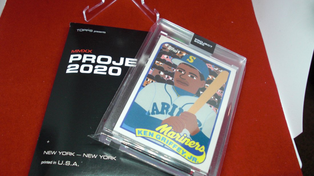 project 2020 in hard plastic case ken griffey jr (1 of 1)