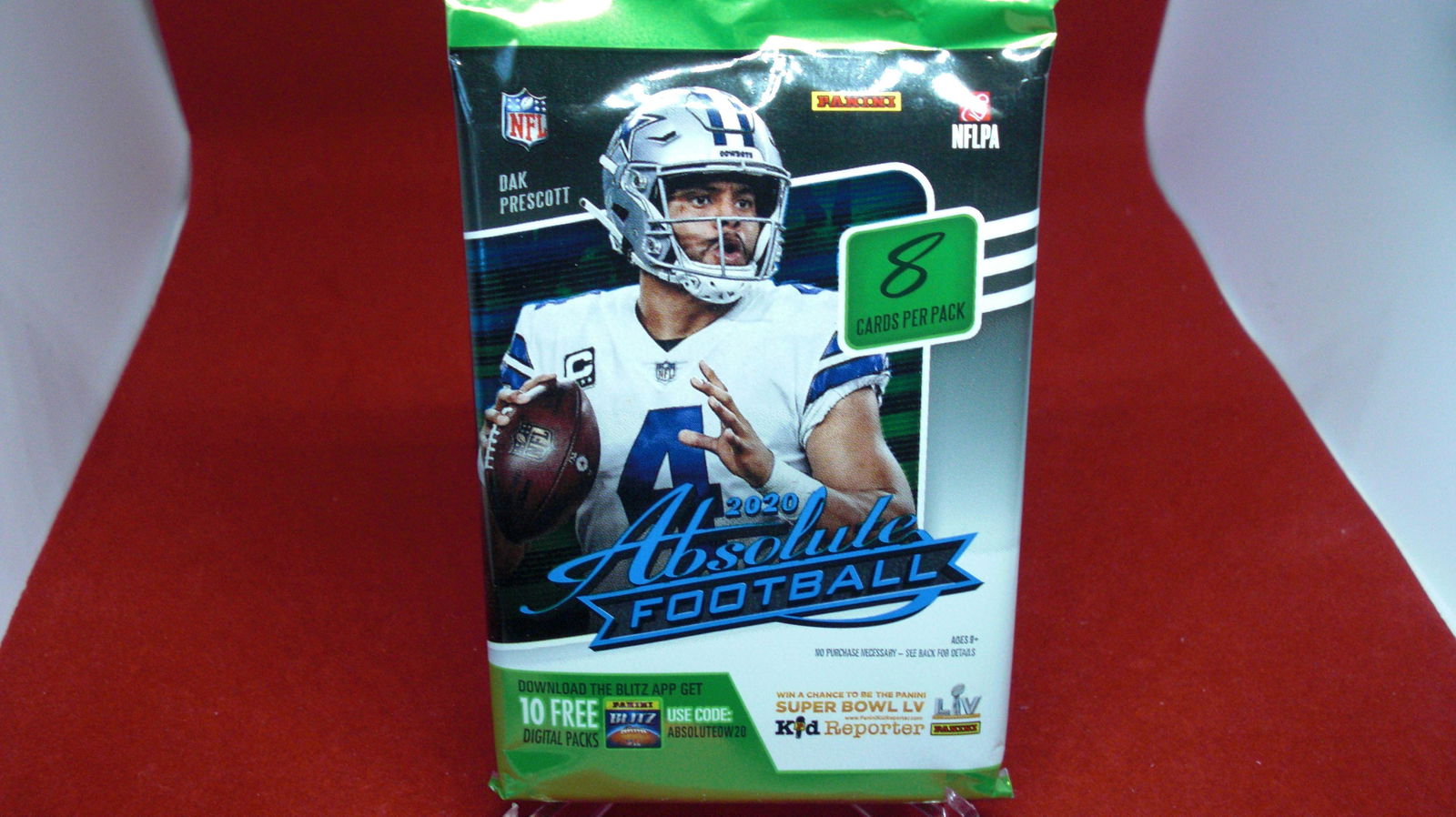 2020 unopened pack of absolute football cards (1 of 1)