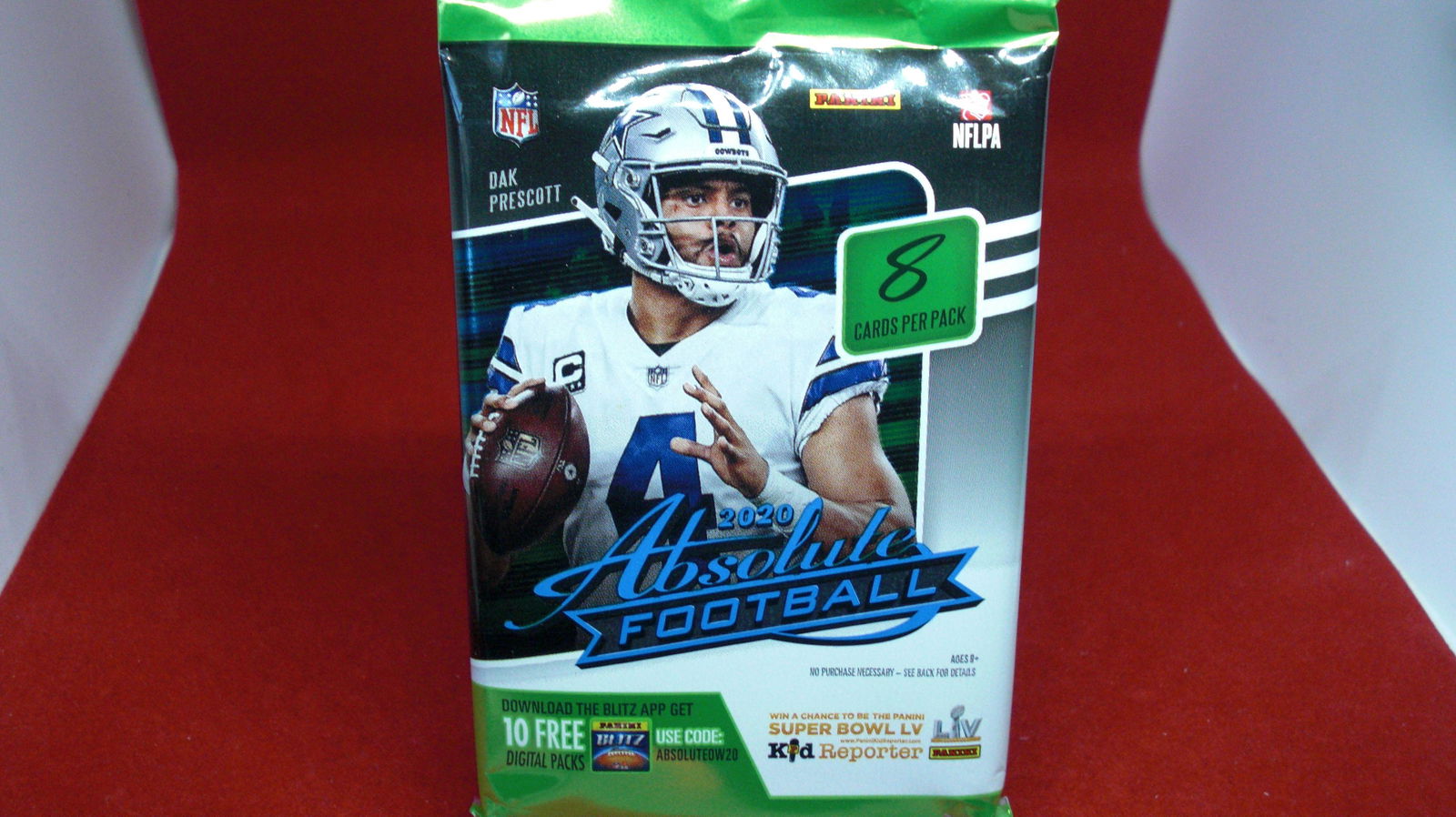 2020 unopened pack of absolute football cards (1 of 1)