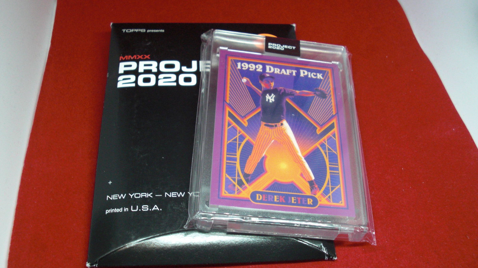 project 2020 derek jeter in hard plastic case: in original black case