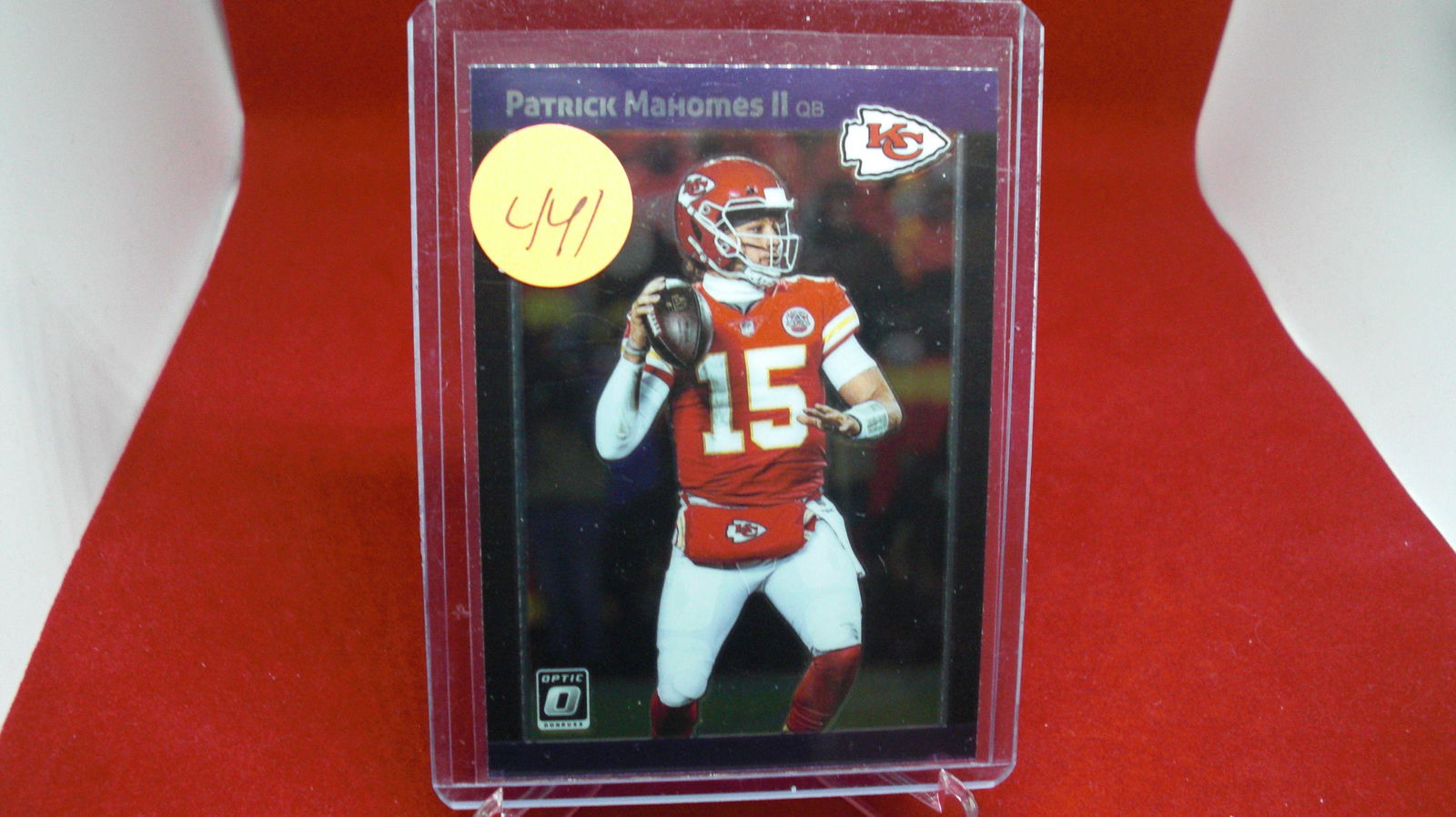 patrick mahomes purple optic no.89-4: in top loader