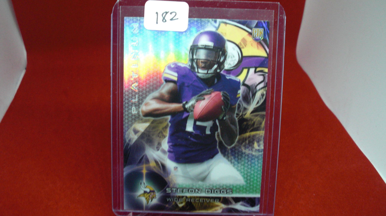 STEFON DIGGS RC CARD REFRACTOR (1 of 1)