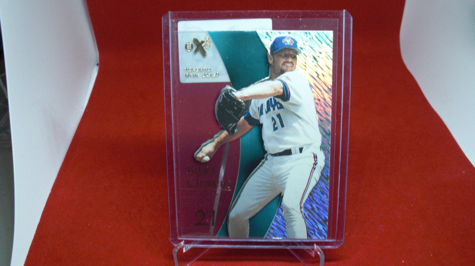 roger clemens clear card: in top loader