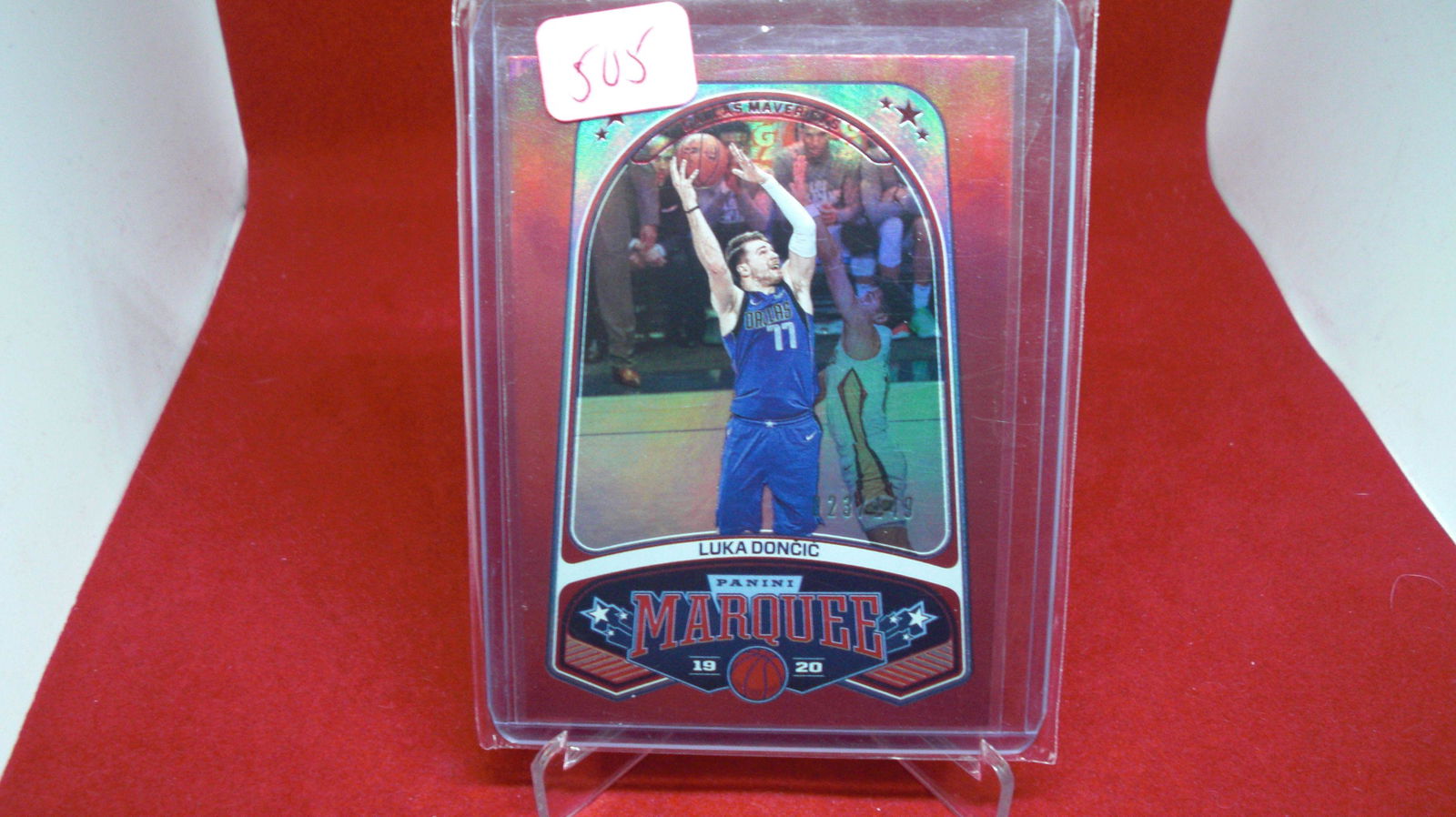 luka doncic red marquee #023/149 (1 of 1)