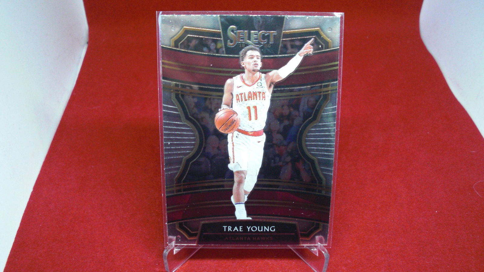 trae young select no.33 (1 of 1)