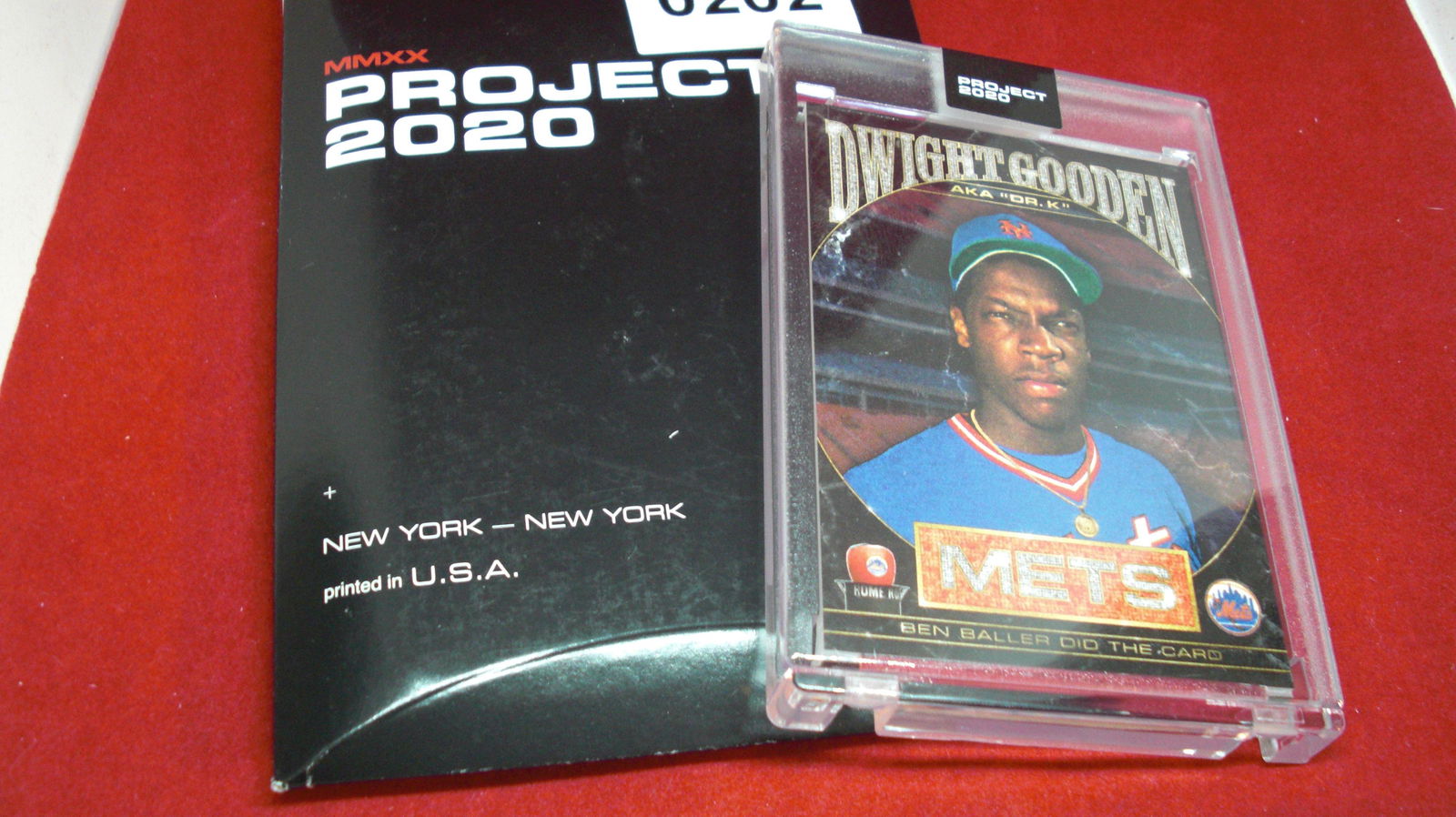 project 2020 in hard plastic case dwight gooden (1 of 1)