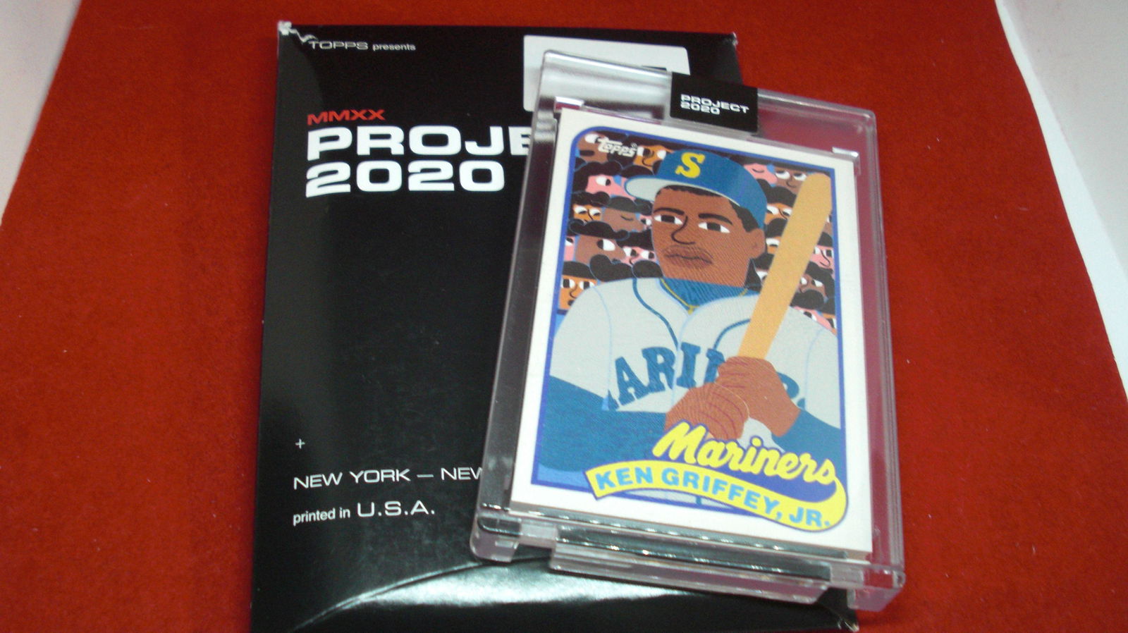 project 2020 in hard plastic case ken griffey jr (1 of 1)