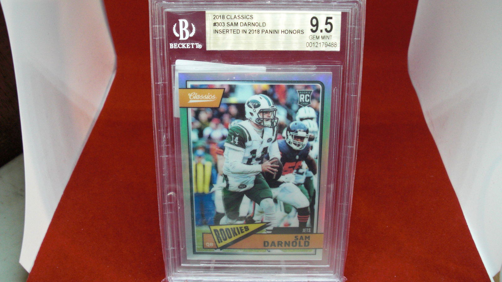 beckett graded 2018 sam darnold mint 9.5 (1 of 1)