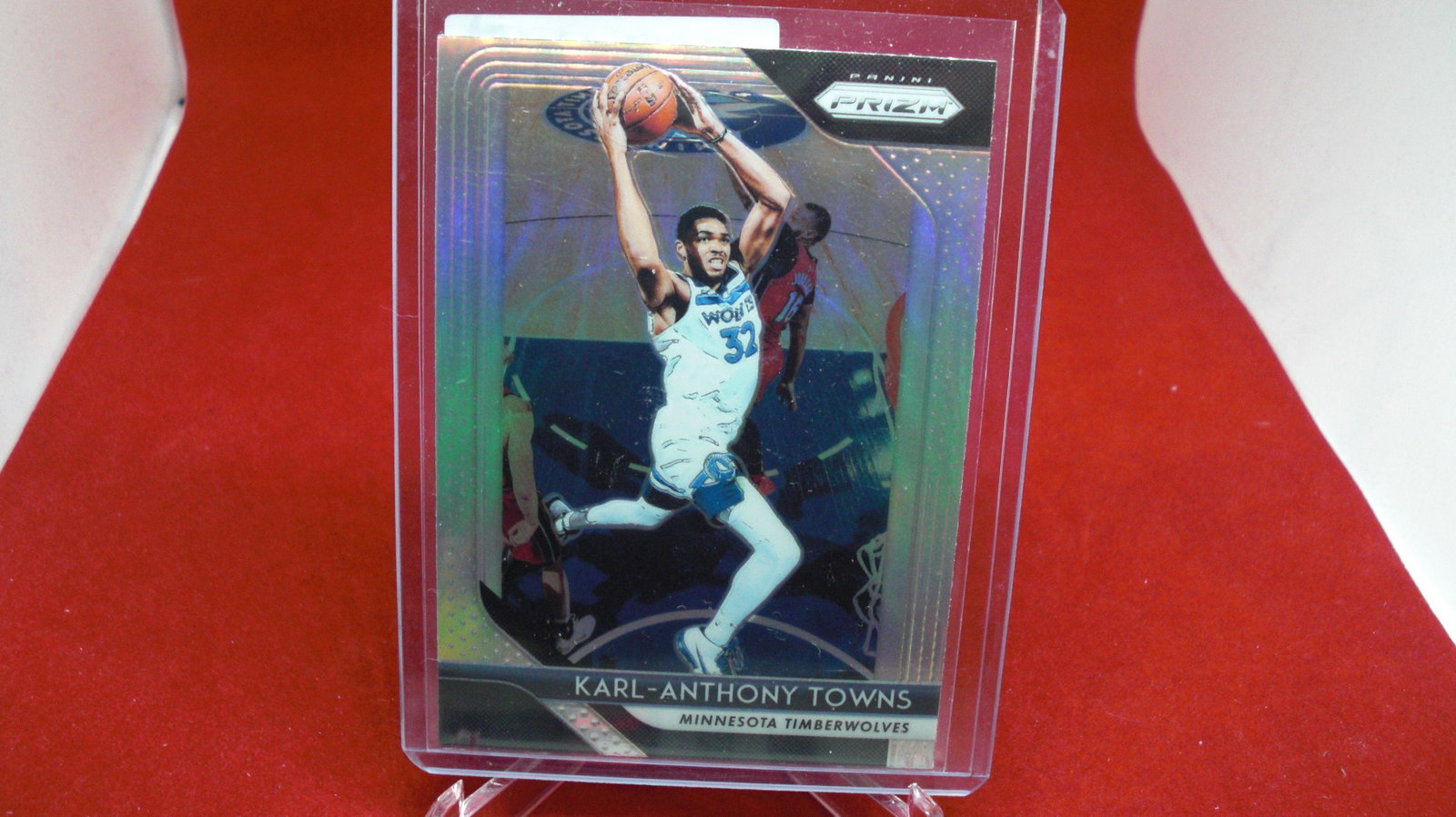karl anthony towns prizm: in top loader