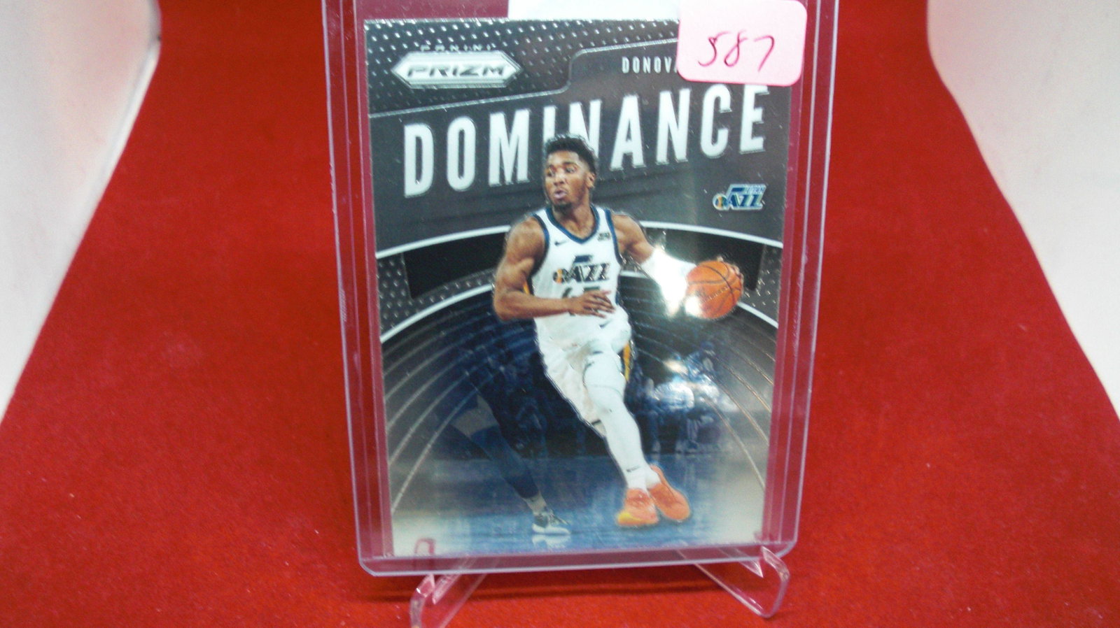 donovan mitchell: in top loader