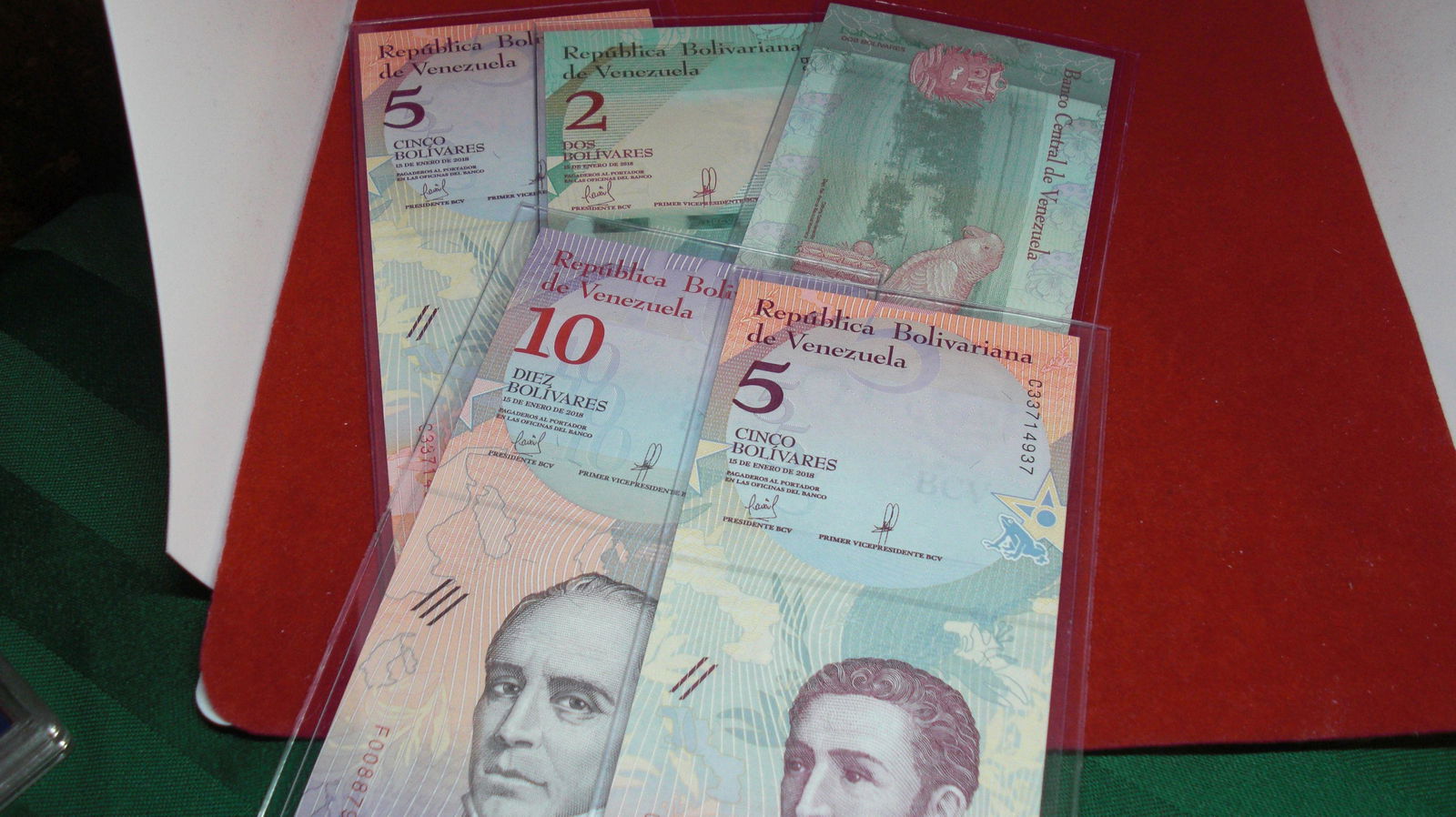 lot of 5 foreign notes (1 of 1)