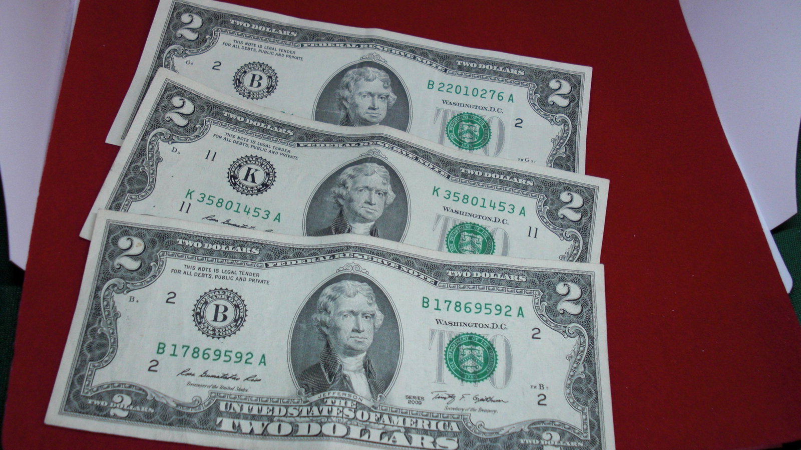 lot of 3 $2 bills: $2 bill note
