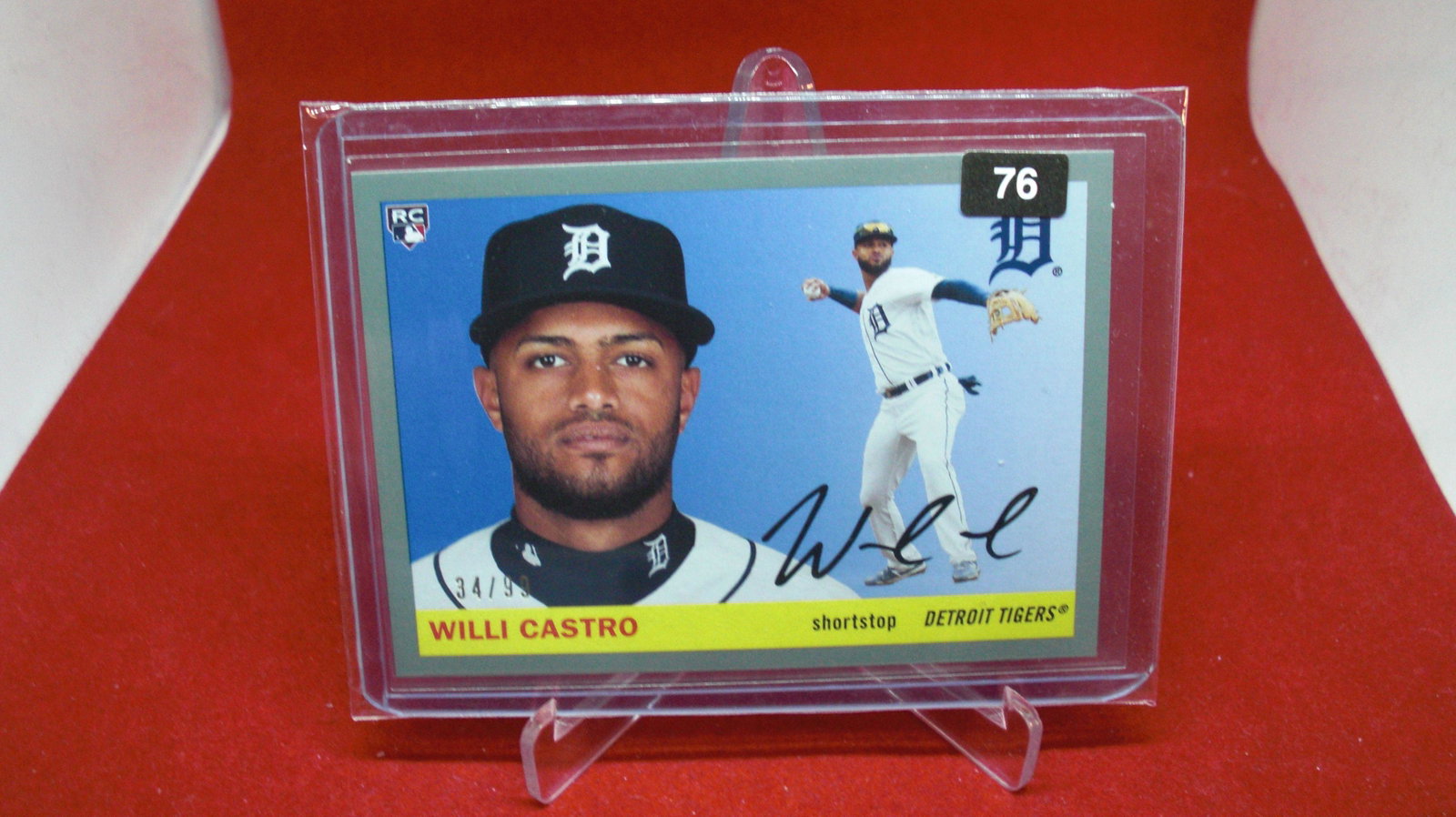 willi castro #34/99: in top loader