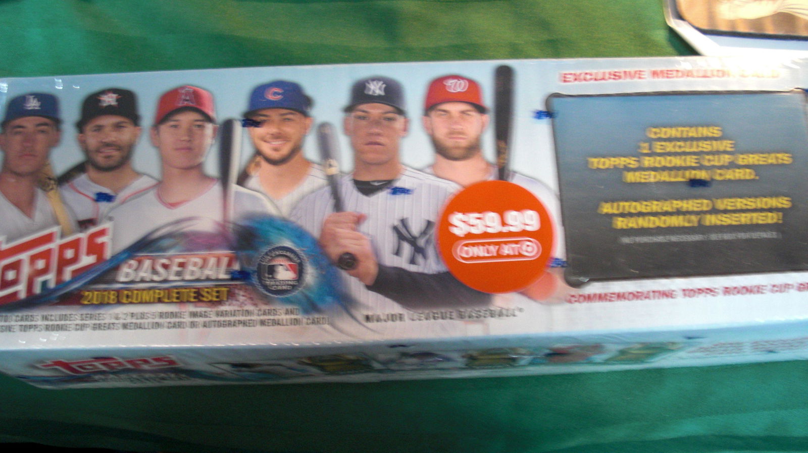 2018 topps baseball complete set with exclusive card (1 of 1)