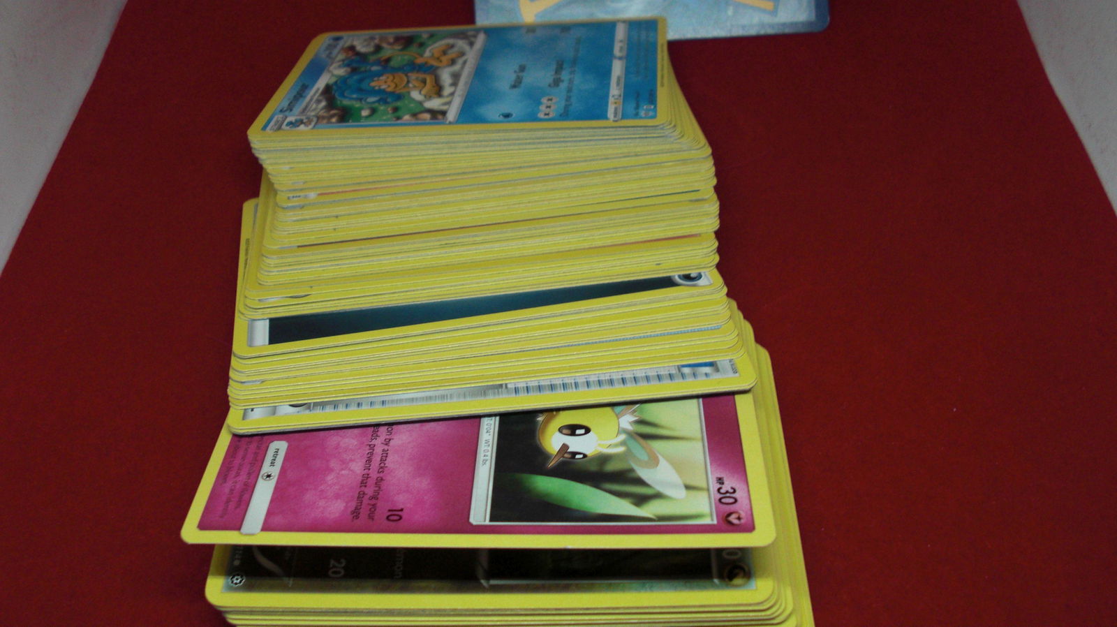 lot of 100 pokemon cards common/uncommon (1 of 1)