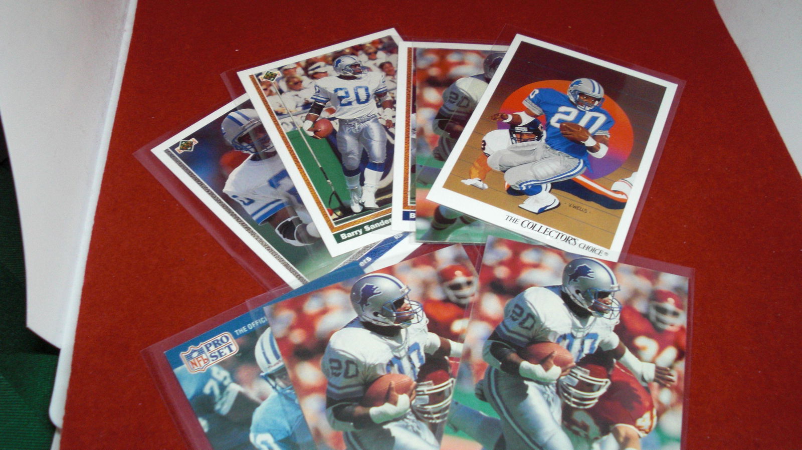 lot of 8 barry sanders cards (1 of 1)