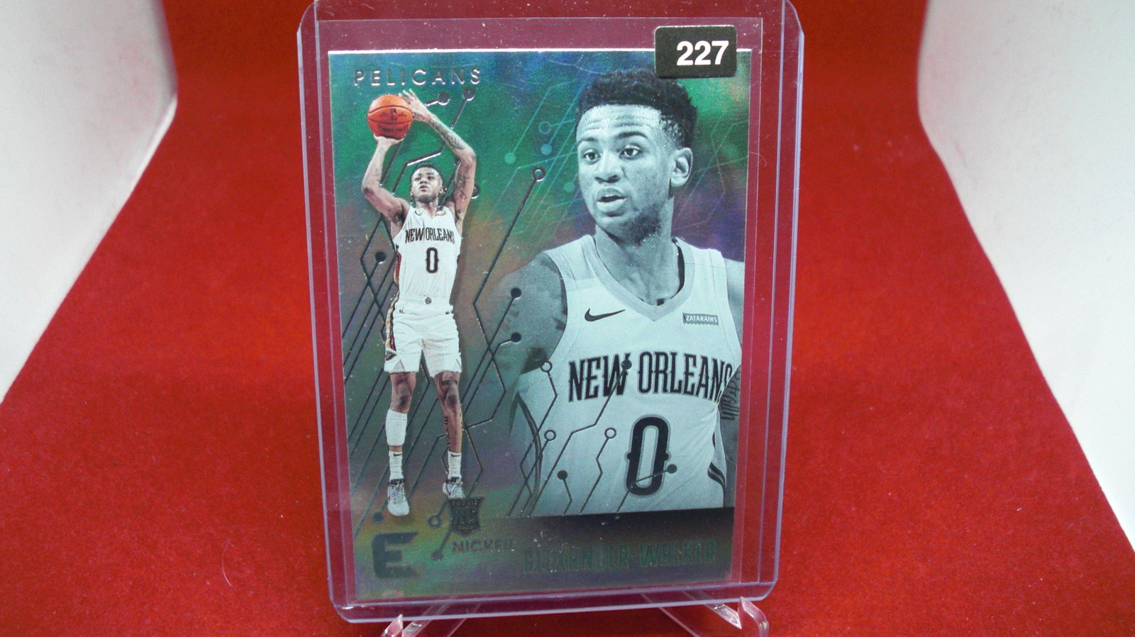 nickeil walker rookie: in top loader
